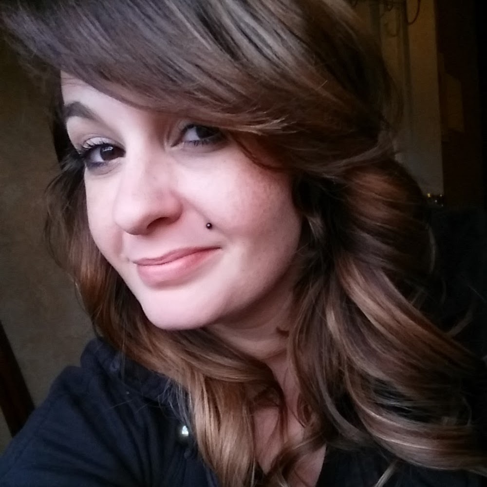 Meet your Posher, Cassandra